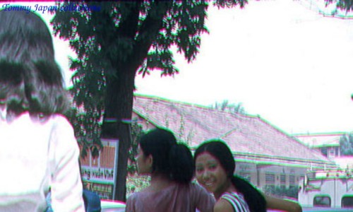 Girls outside NSA Supply office witnessing student demonstrations Saigon 1970 - Photo by Tom Lefavour