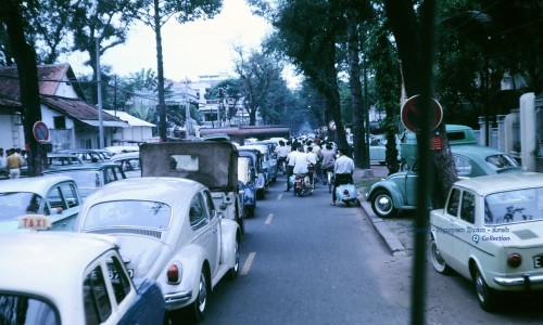 Đường Công Lý St. - Photo by Charlotte 1969