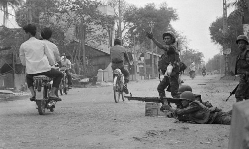 Saigon 1968 - ARVN Troops Encircle Vietcong Hideout - Image by © Bettmann/CORBIS