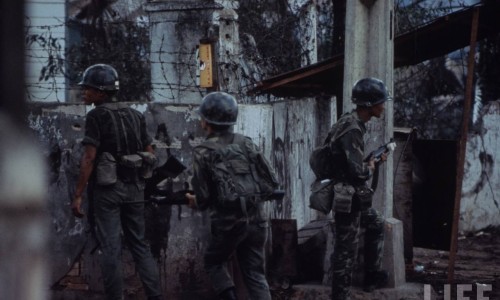 Magazine Life 1968 Saigon