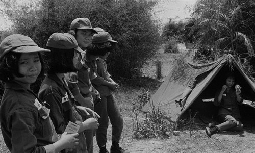 Saigon 30 Apr 1968, Quang Trung - Nữ quân nhân tại quân trường Quang Trung