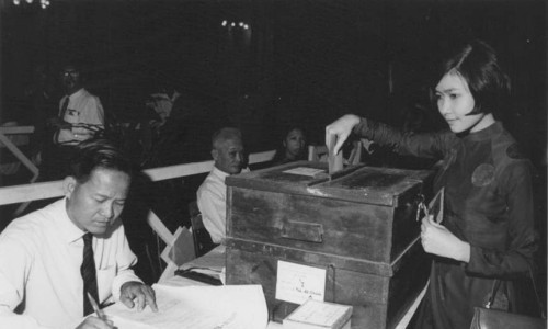 1970 địa điểm bỏ phiếu bầu Thượng Nghị Viện tại Tòa Đô Chánh