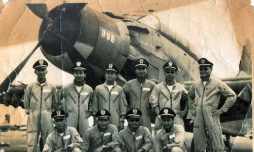 chu_toai_and_%20crew
