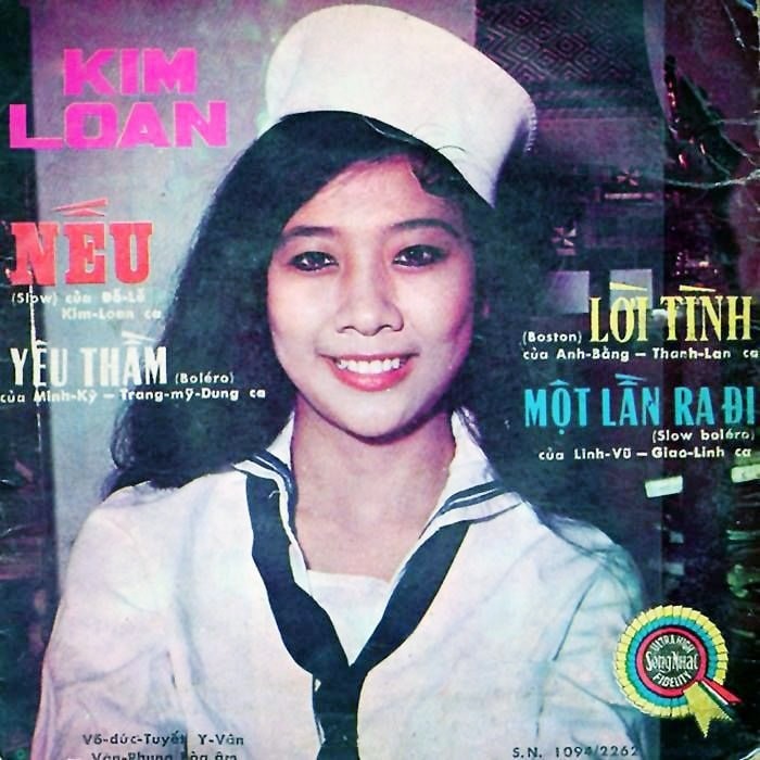 Hình bìa bài hát Nếu, trước 1975 Kim Loan ca mặc bộ quân phục Thủy Thủ Hải Quân VNCH