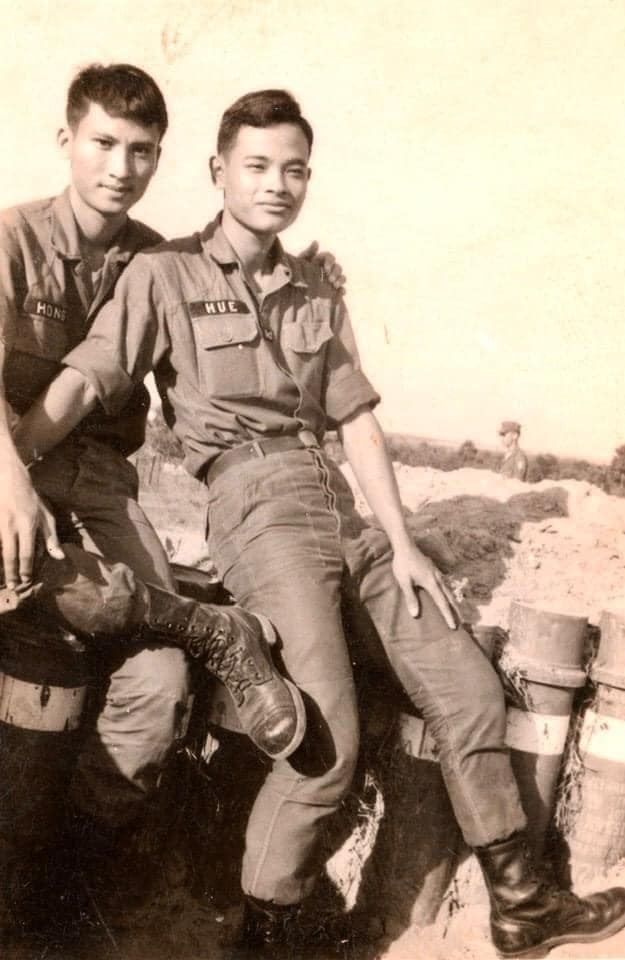 Ngô Ngoc Hồng

Hồ Văn Huệ

khoá 26 Thủ Đức